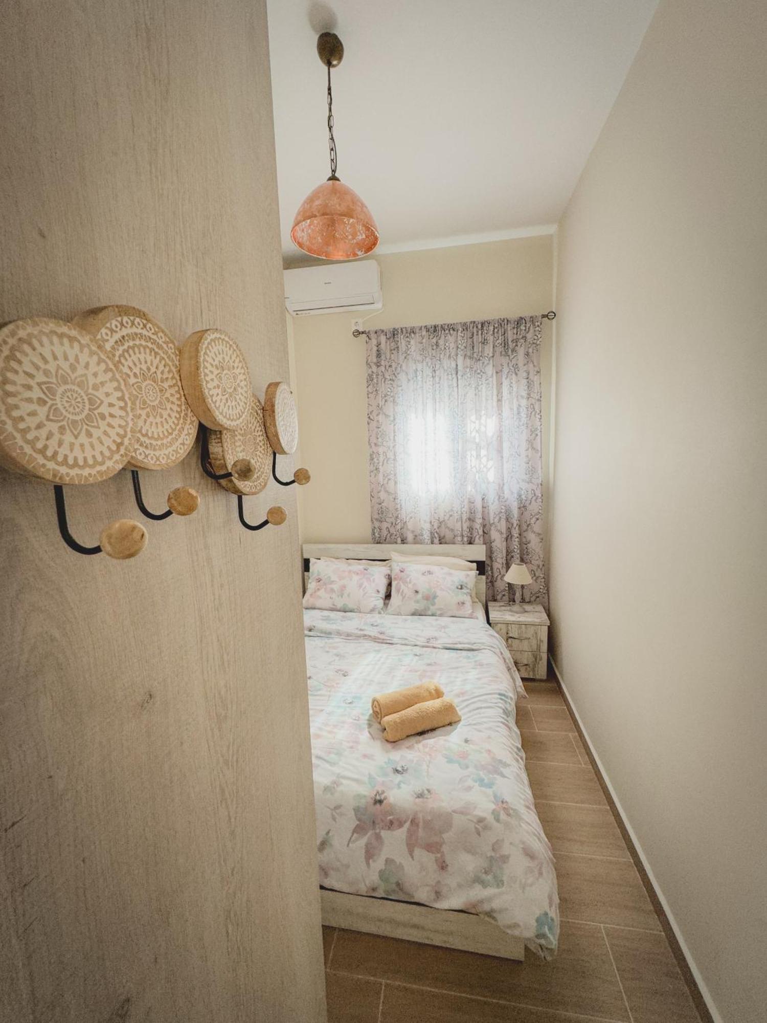 Вілла Alyki Salamina House Екстер'єр фото