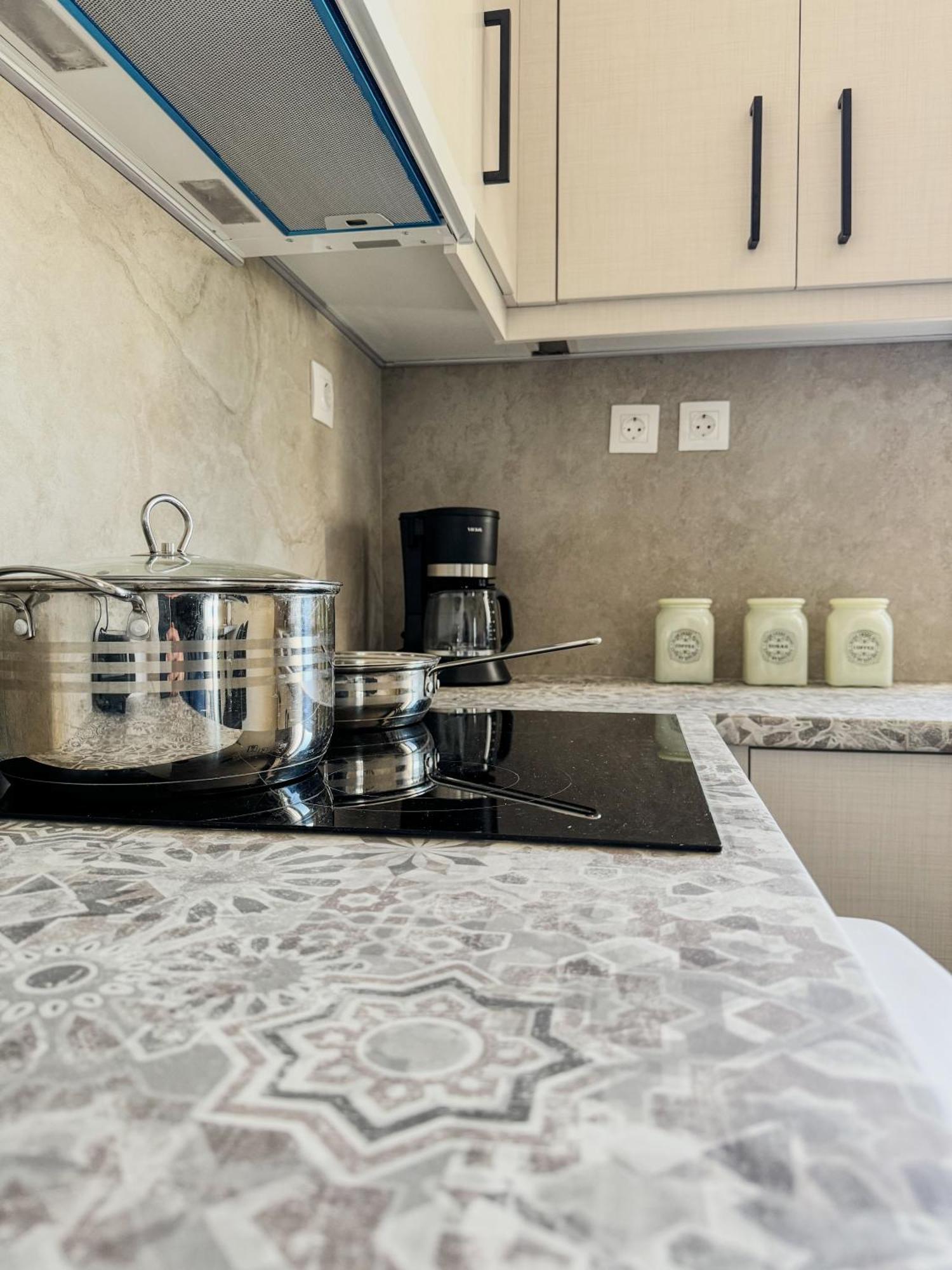 Вілла Alyki Salamina House Екстер'єр фото